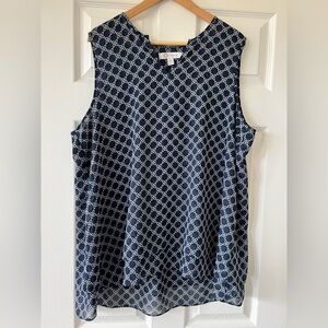 Sleeveless flowy blouse